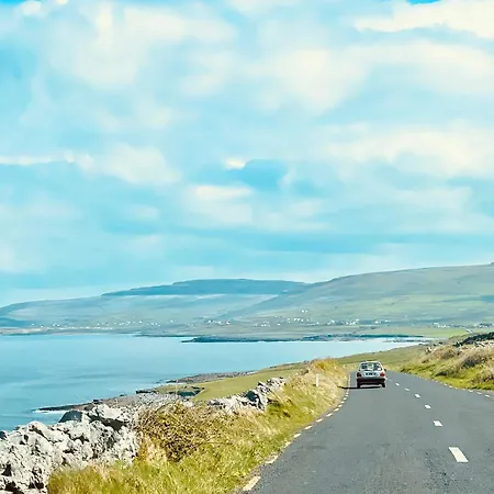 Wild Atlantic Lets Nyaraló Kinvara
