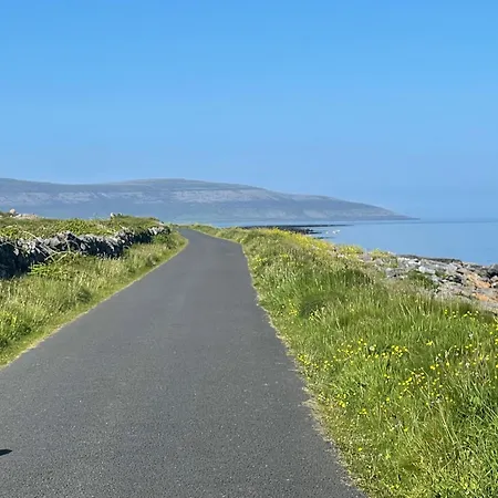 Wild Atlantic Lets Nyaraló